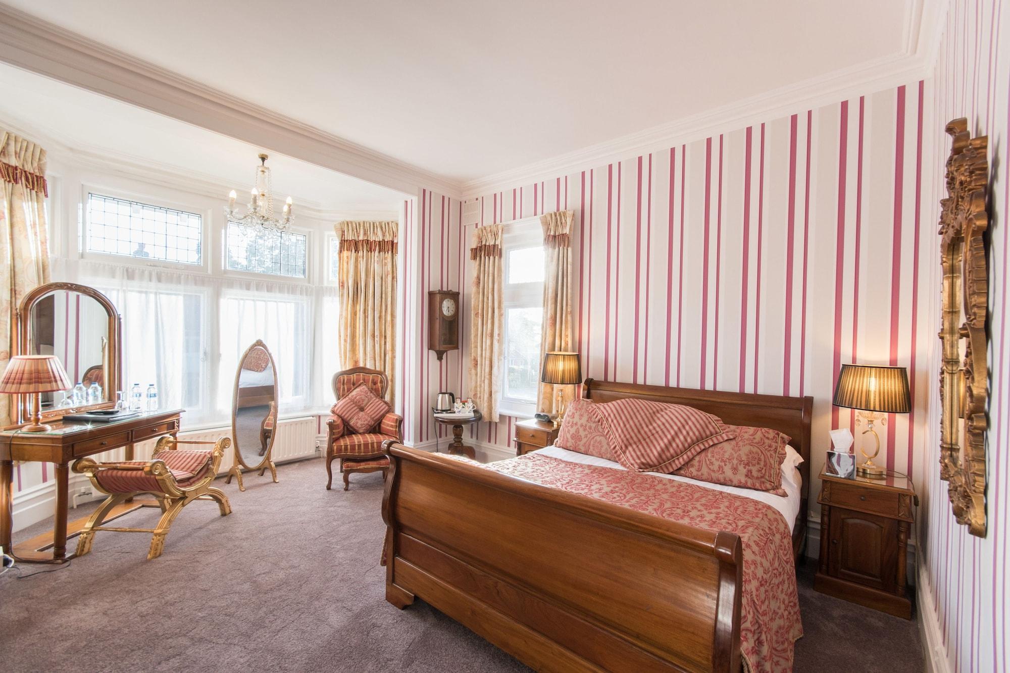 Grovefield Manor Hotel Poole Bagian luar foto