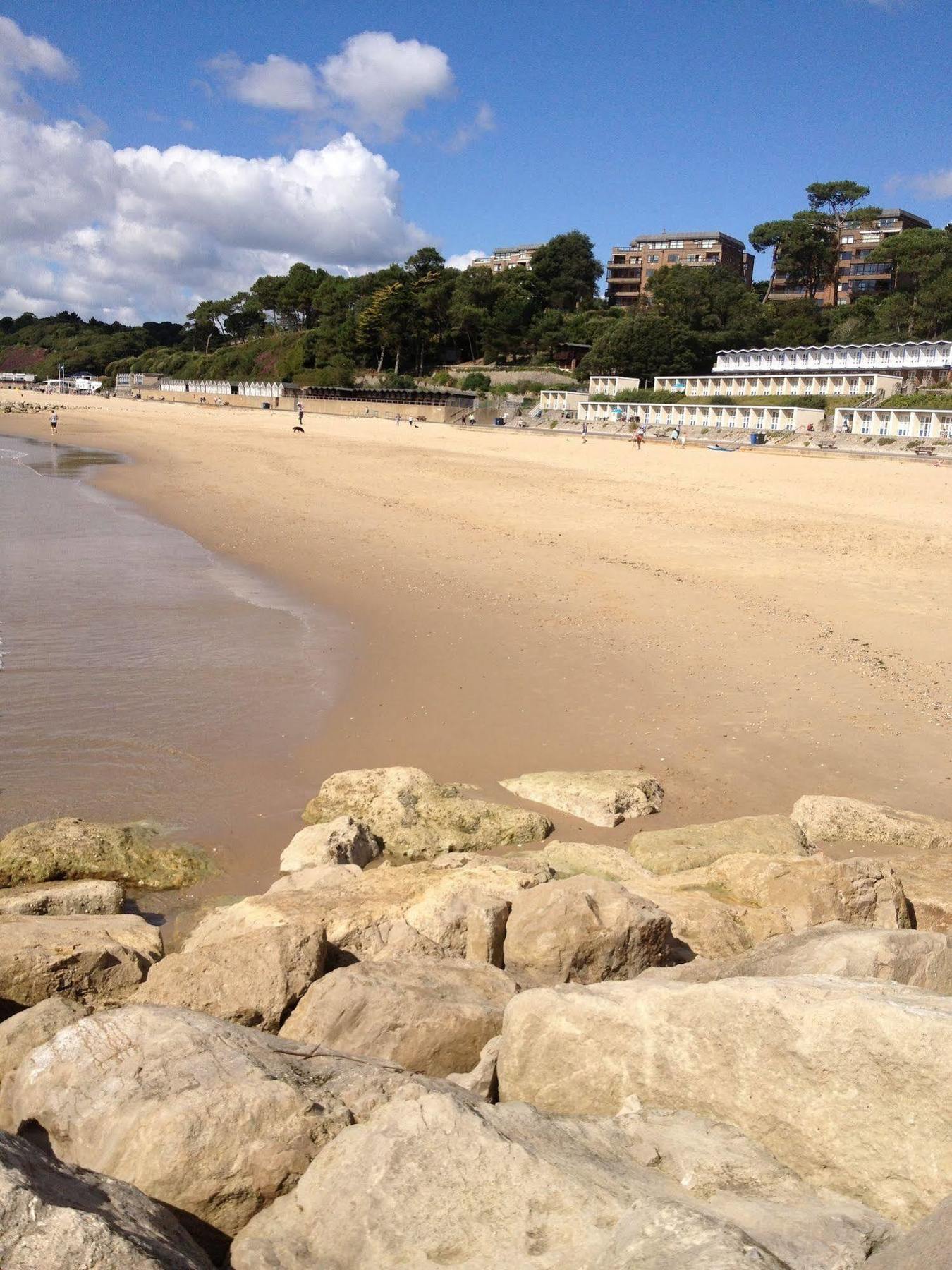 Grovefield Manor Hotel Poole Bagian luar foto