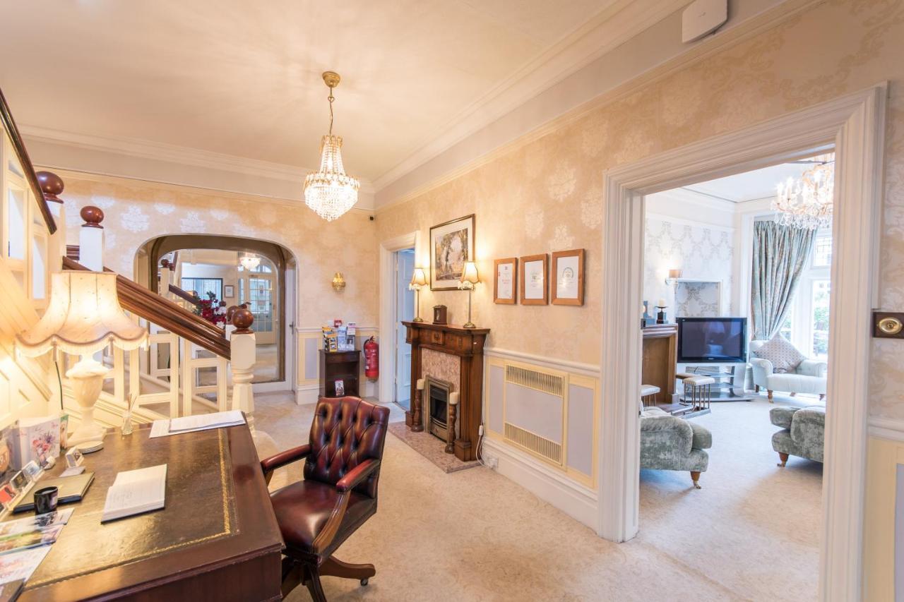 Grovefield Manor Hotel Poole Bagian luar foto